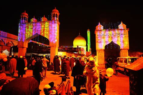 Eid Miladun Nabi Celebrated Across Muslim World Dawncom
