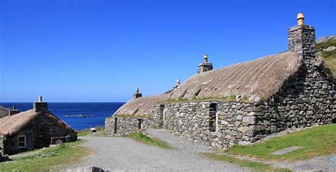 Gearrannan Black House Village Isle Of Lewis Scotland Info Guide