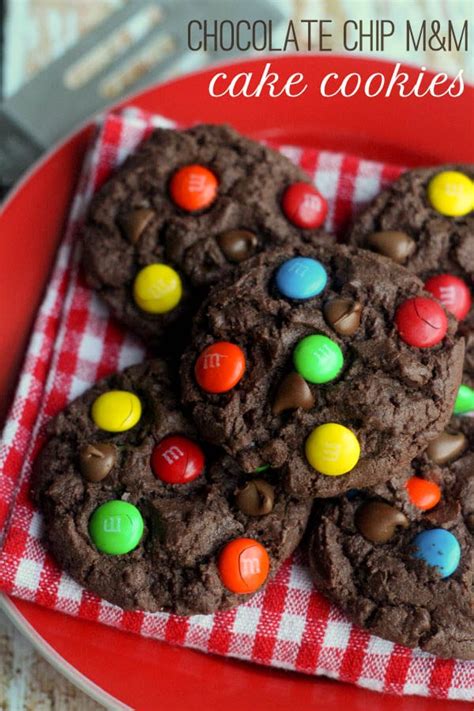 These are the perfect chocolate chip cookies. Chocolate Cake Cookies
