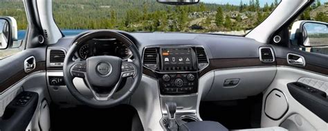2019 Jeep Grand Cherokee Interior Features And Specs