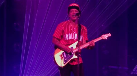We did not find results for: Bruno Mars Calling all my lovelies - YouTube