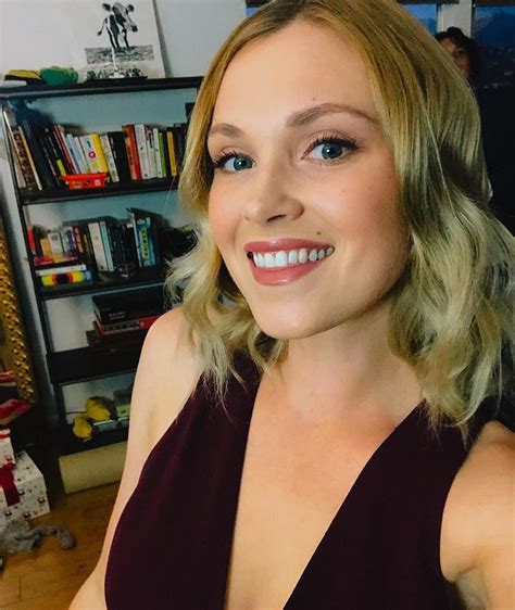 Eliza Taylor No Instagram “little Snap From The Critics Choice Super Awards So Fun Thanks For