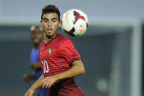Born in sobreda, almada, horta joined vitória de setúbal's youth ranks in 2011, signing from s.l. Everton Transfer News: £45m Lukaku deal, Portuguese ...