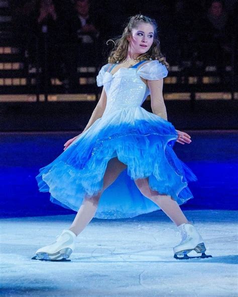 Ice Skating Figure Skating Yulia Lipnitskaya Stars On Ice Nerd Girl