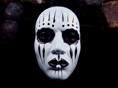 Over the weekend, the rock prodigy not only crushed the drum part from the band's 2004 track duality, but did so while wearing a jay weinberg mask (even though joey jordison was slipknot's drummer on that song). Slipknot Drummer Joey Jordison Mask - Krisshiper