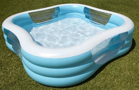 16 Fun Inflatable Pool Ideas