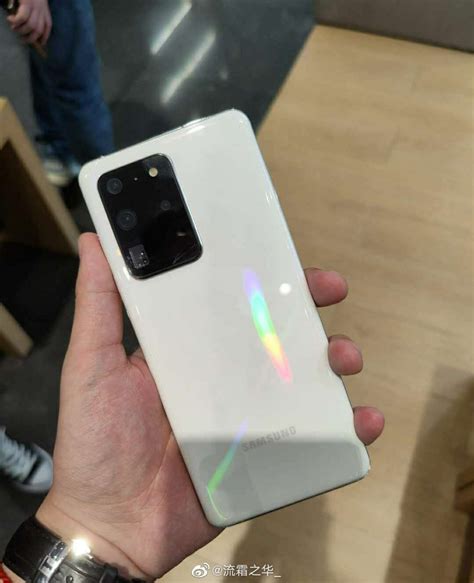 White Galaxy S20 Ultra Pops Up In Live Photo Ahead Of