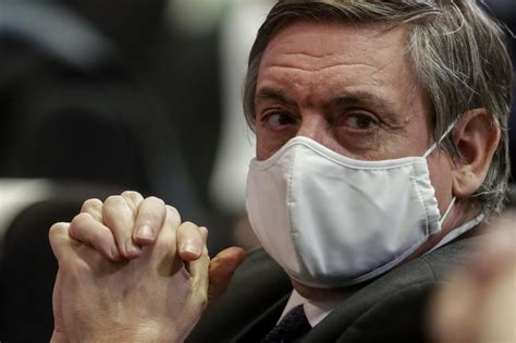Jambon benadrukte dat de vlaamse regering is al lang met de zaak bezig is. Jan Jambon: «Il n'y a pas beaucoup de marge pour des ...