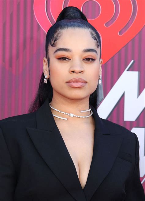 Ella Mai 2019 Iheartradio Music Awards Celebmafia