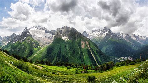 Caucasus Mountains Wallpapers 20 Images Wallpaperboat