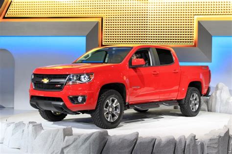 We feature photos using #coloradolive www.colorado.com. 2015 Chevy Colorado Mid-Size Pickup To Offer Diesel Option
