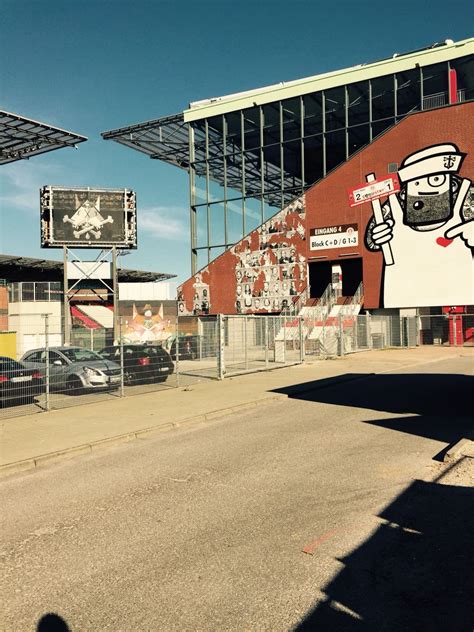 Pauli bis zum saisonende nicht mehr zur verfügung stehen. St Pauli football stadium | Football stadiums, Stadium, Saints