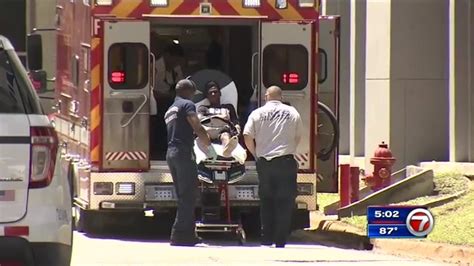 Teen On Bicycle Hit By Truck Hospitalized Wsvn 7news Miami News Weather Sports Fort