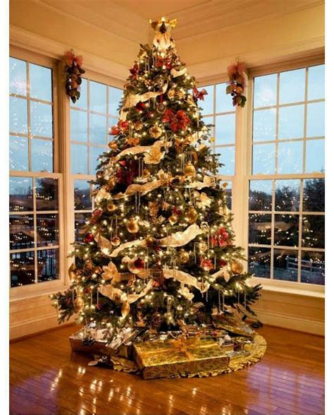 Pin Von Dina Manda Sari Auf Elegant Christmas Tree