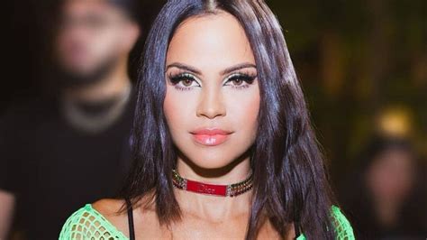 Myke towers & dj luian & mambo kingz. Desde arriba y caminando: el video de Natti Natasha que ...