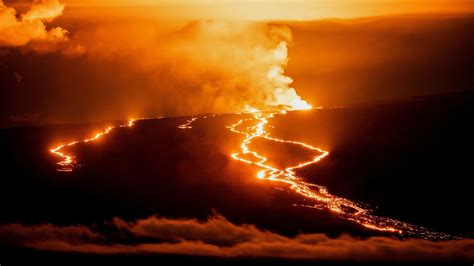 Why Hawaii probably won’t stop lava from Mauna Loa from reaching the width=