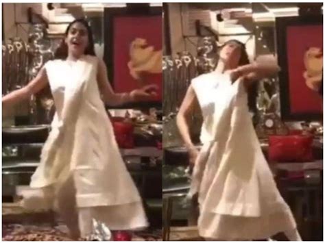 Sara Ali Khan Viral Dance Video On Divya Bharti Hit Song Saat Samandar Paar