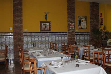 Calle d'isabel de villena 155 playa de la malvarrosa, junto a la casa museo de vicente blasco ibañez, 46011, valencia spain. Restaurante marisquería en Valencia