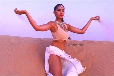 In Graphics Bigg Boss 9 Fame Nora Fatehi Looks Scorching Hot In Her