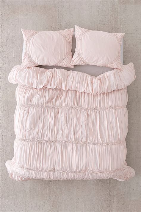 Rita Ruffle Comforter Ruffle Comforter Urban Outfitters Bedding