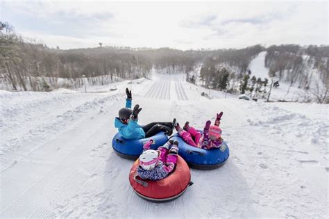 7 Of The Best Snow Tubing Hills In Ontario