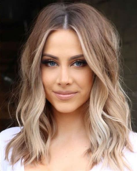 The most popular medium hairstyles include long bobs, shaggy styles, layers, bangs, side parts, blunt cuts, waves, and curls. Glorious Mid Length Celebrity Hairstyles 2019 to Consider ...