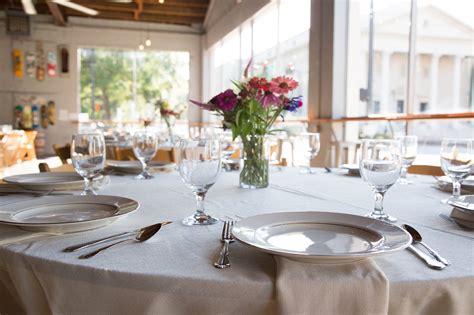 Follow our easy table setting steps for the perfect table. athens chef dinner - table setting - Barrons Barrons