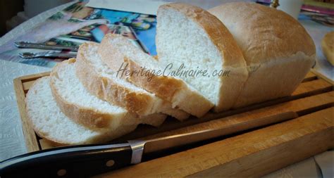 I'm definitely passionate about baking bread even if i'm not too sure when it all started. Recette de pain maison rapide - Comment faire du pain ...
