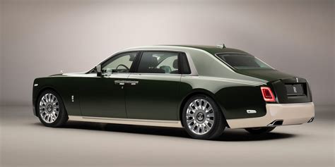 9 Awesome Features Found On The Rolls Royce Phantom