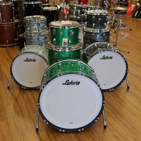 Ludwig Classic Maple Pro Beat Drum Set Green Sparkle L84433ax54wc