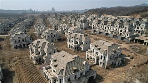 See Inside A Ghost Town Of Abandoned Mansions In China Cn Traveller