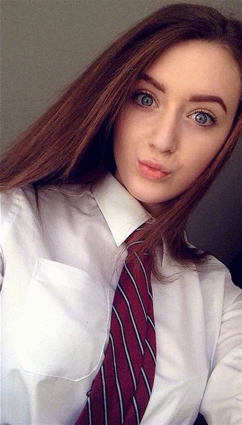 Selfie In White Shirt And Red Tie Школьная одежда для девочек Школьная форма для девочек