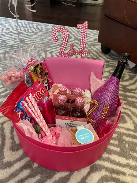 Pink T Box Ideas 30 Easy And Affordable Diy T Baskets For Every