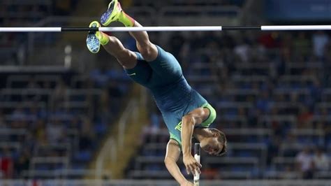 Salto á vara (obsolete, very rare). Thiago Braz quebra recorde olímpico e é ouro no salto com ...