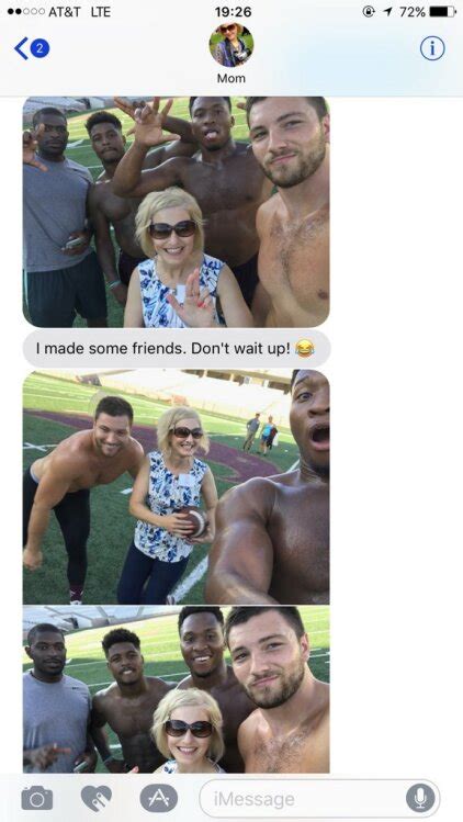 Hilarious Mom Makes Hot New Friends At Her Daughter S College Orientation Mashable