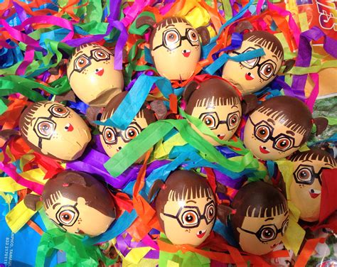 Huevos Con Confetti Chilindrina Party Huevos De Pascua Huevos Decorados Cascarones De Huevo