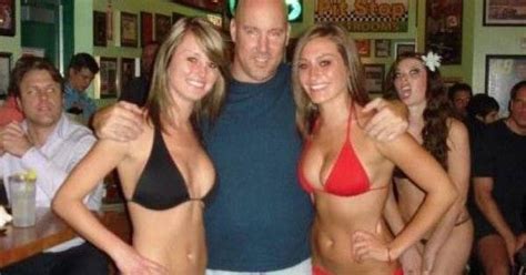 43 Of The Most Magnificent Photobombs Ever Captured On Camera Bikinis Swimwear Capture