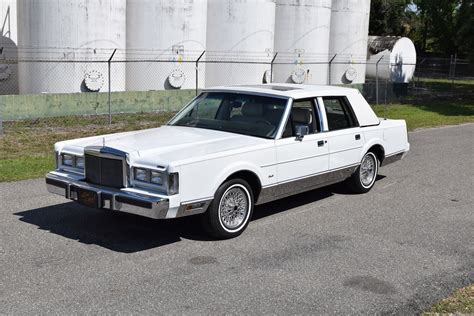 1988 Lincoln Town Car Orlando Classic Cars