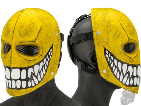 R Custom Fiberglass Wire Mesh 40d Smiley Mask Inspired By