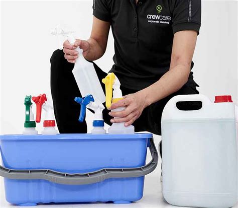 Choosing The Right Commercial Cleaning Franchise Crewcare