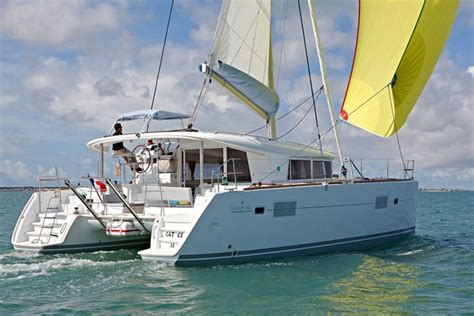 Lagoon 400 Catamaran Review Katamarans