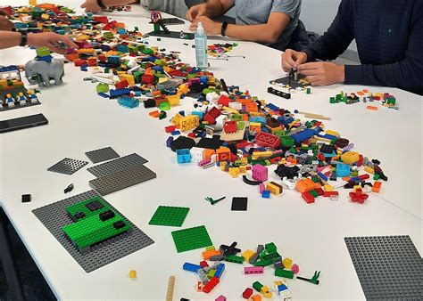 Lego Serious Play Y Los Perfiles Técnicos Juego Para El Cambio