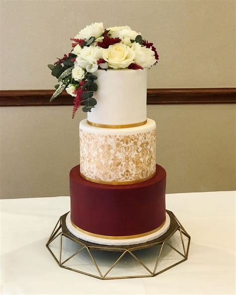indian style wedding cake burgundy wedding cake burgundy and gold cake burgundy wedding