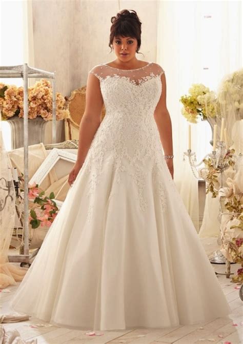 9 Top Plus Size Wedding Dress Designers To Know Weddingomania