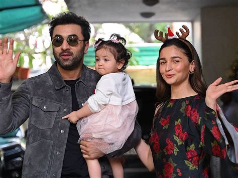 Christmas Surprise Bollywood Power Couple Ranbir Kapoor And Alia Bhatt Finally Reveal Daughter