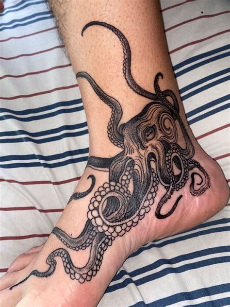 Octopus Tatuagem subaquática Tatuagens aleatórias Tatuagem estilo