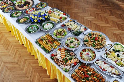 Wedding Food Table Weddingfood Weddingtips