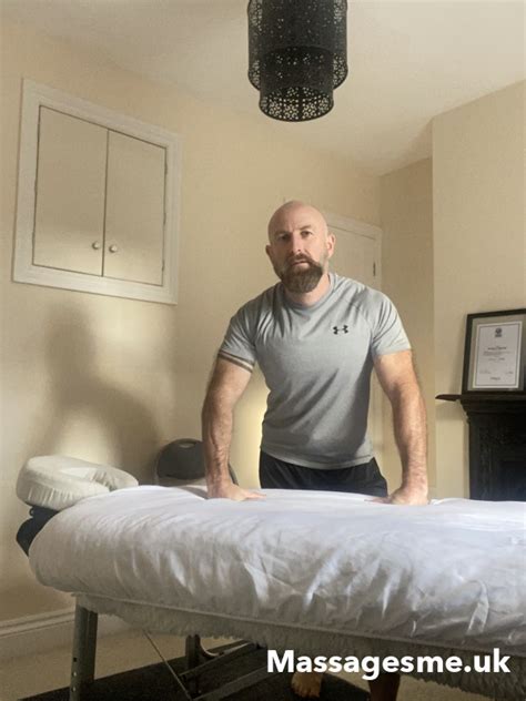 Male Massage London Masseur Near Barbican Offsite Mobile
