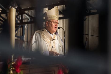 Geboren 25 juni 1952) is een hongaarse kardinaal van de latijnse ritus van de katholieke kerk. Erdő Péter tanévkezdő szentmisét mutatott be a Szent ...