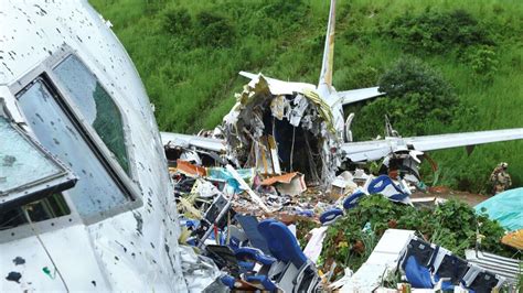 6 Dead After Plane Crashes In Canadas Alberta India Today